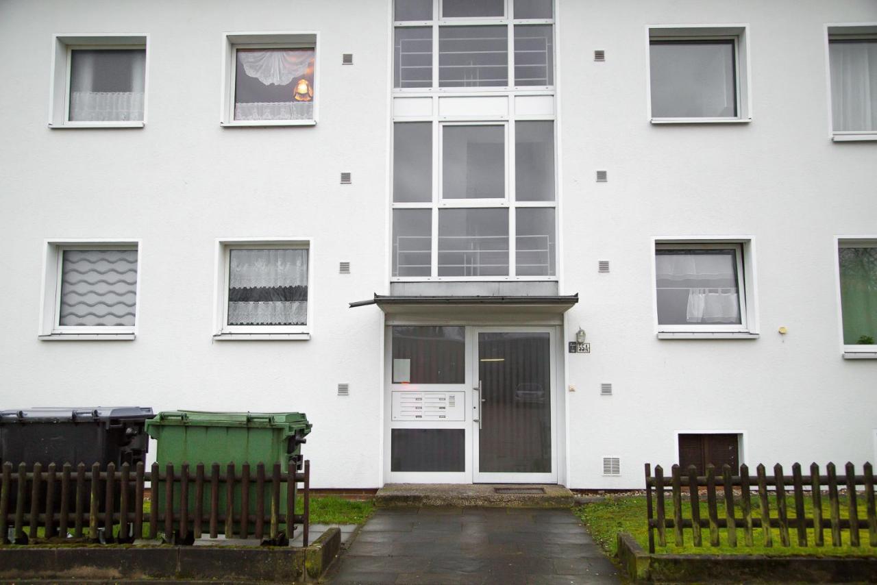 Othman Anderter Strasse 55a 1og * Hannover